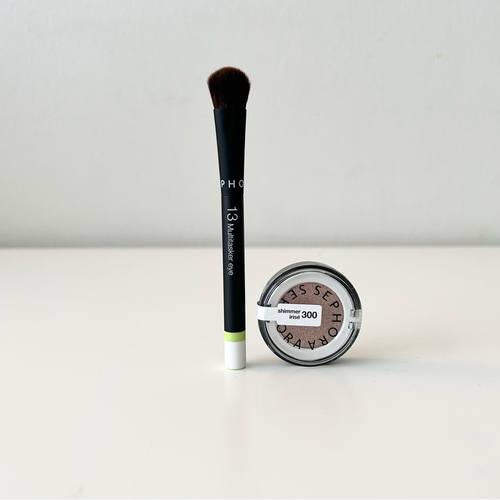 🌸SEPHORA Colorful Eyeshadow 300 Glazed Donut Shimmer & Mini Multitasker Eyebrush